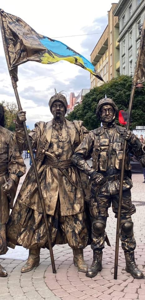 живі скульптури